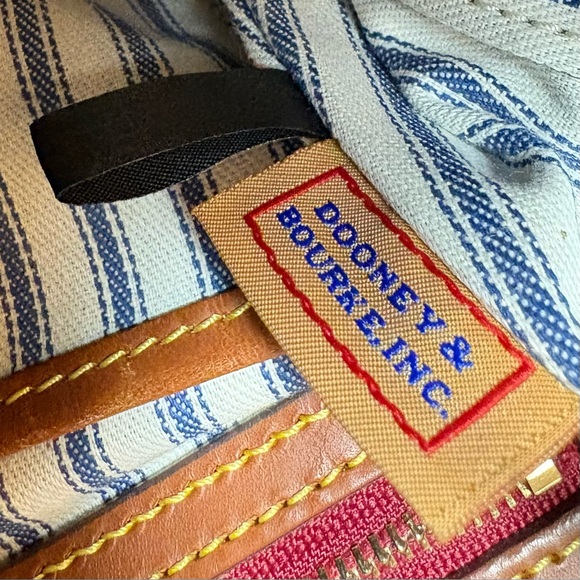 Dooney & Bourke Wayfarer Nylon Zip Sac Hobo Bag Purse Vachetta Leather Trim - Picture 7 of 17